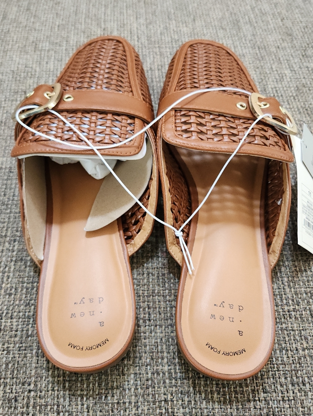 a new day Woven Leather Texture Slide Mules in Tan with Gold Buckles 8.5 - Picture 3 of 8
